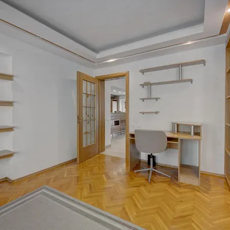 Cozy Floreasca Park Apartment *