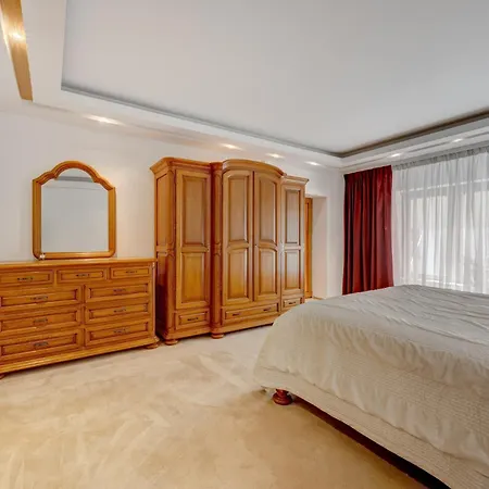Cozy Floreasca Park Apartment Bucharest